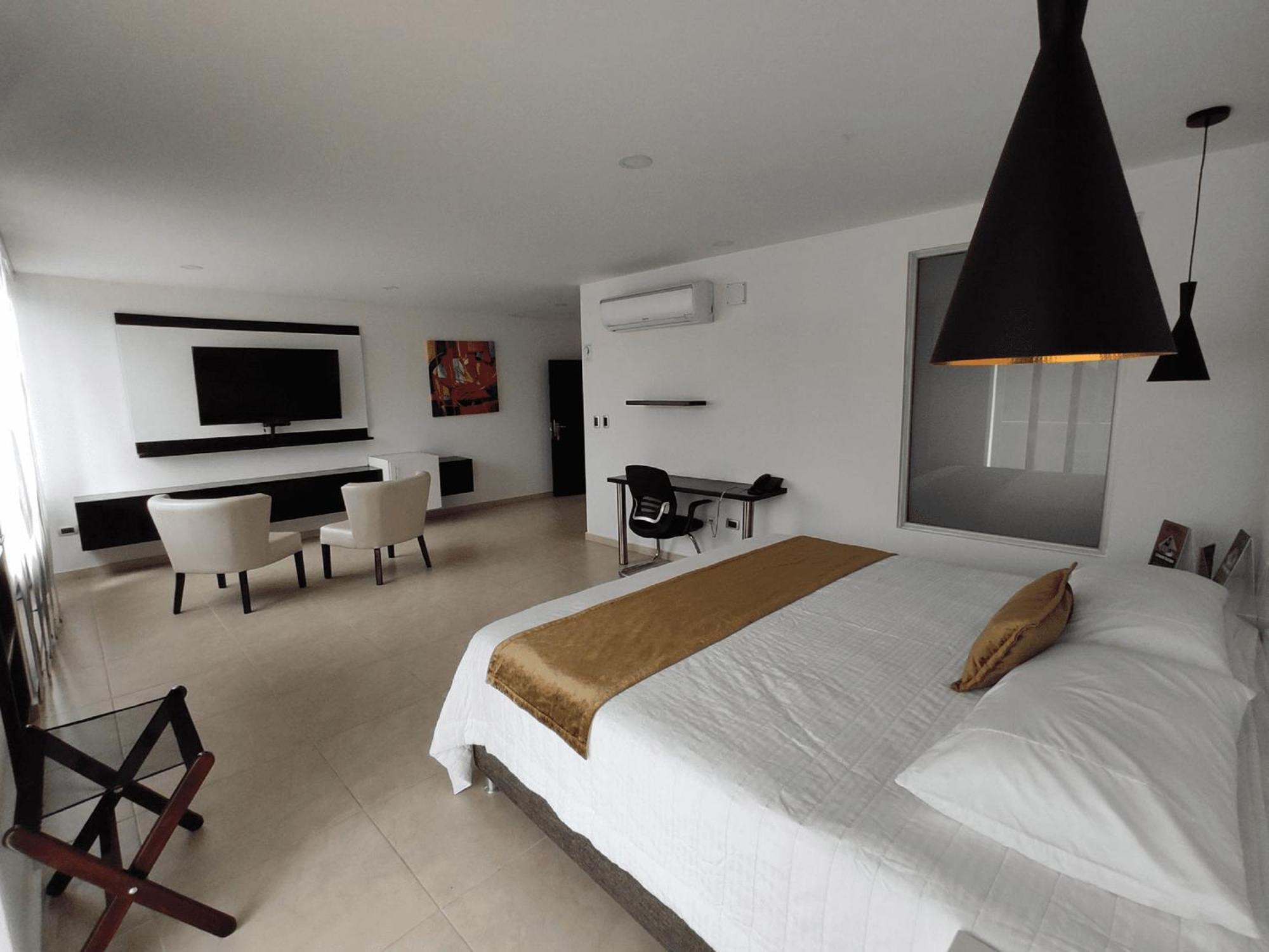 Hotel Andinos Plaza Florencia Florencia  Exteriér fotografie