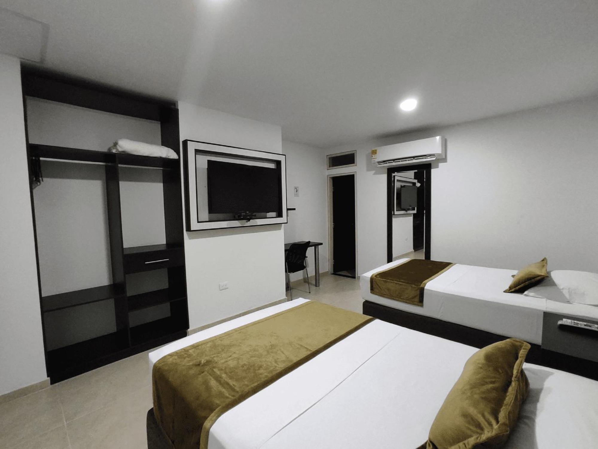 Hotel Andinos Plaza Florencia Florencia  Exteriér fotografie